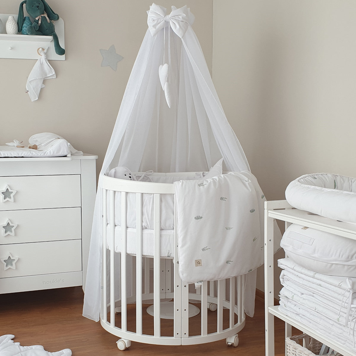 Canopy With Ribbon And Hearts DELUXE