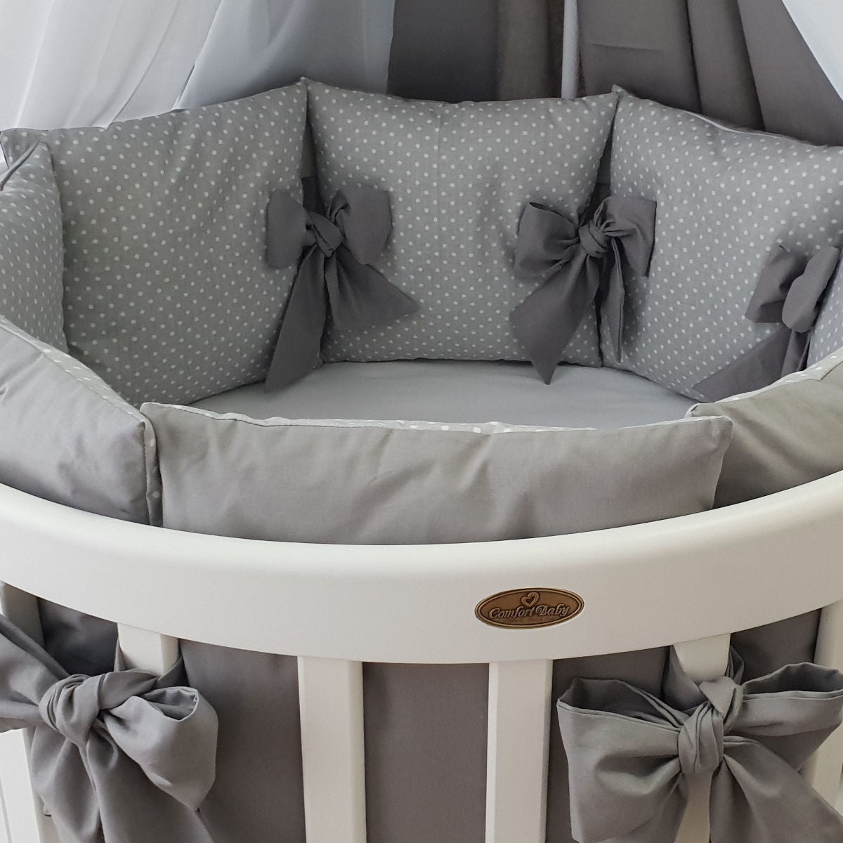 Exclusive Bedding Set With Pillow-Nest