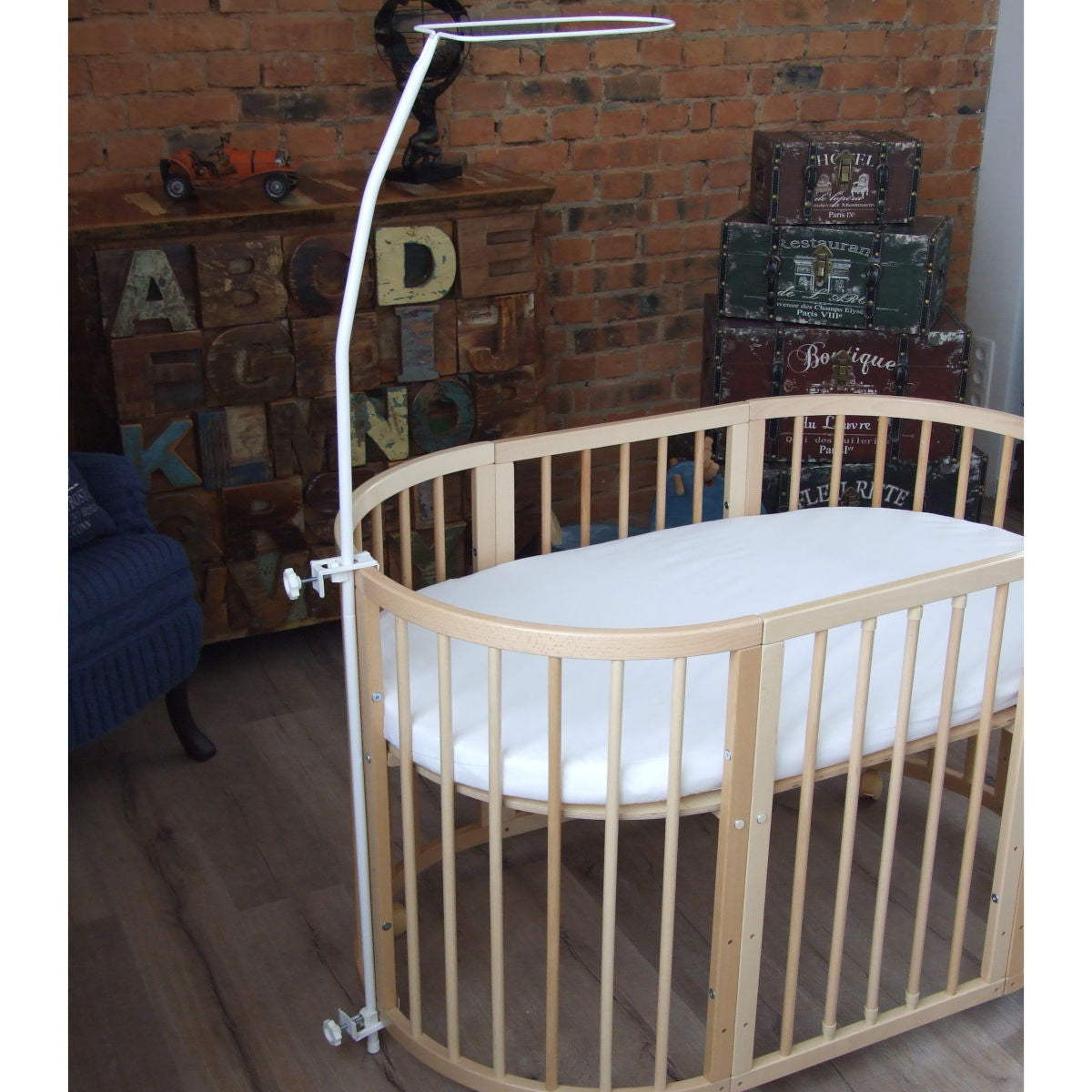 Sturdy Canopy Rod For Attaching To The Cot