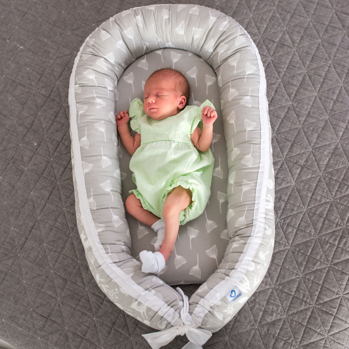FourSeasonsDream Baby-Nest Multifunctional & Portable