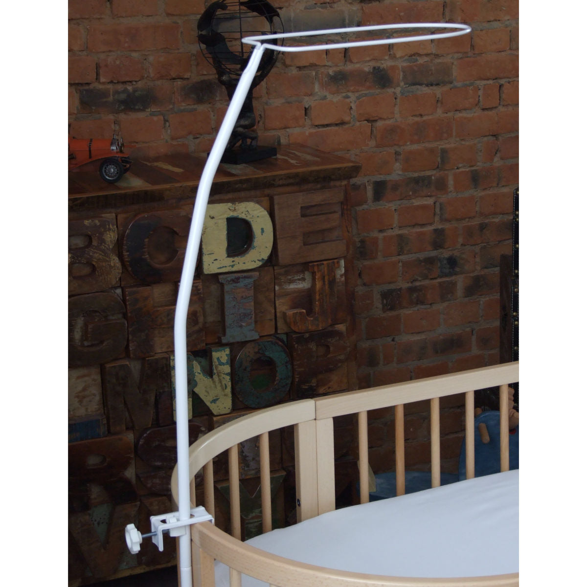 Sturdy Canopy Rod For Attaching To The Cot